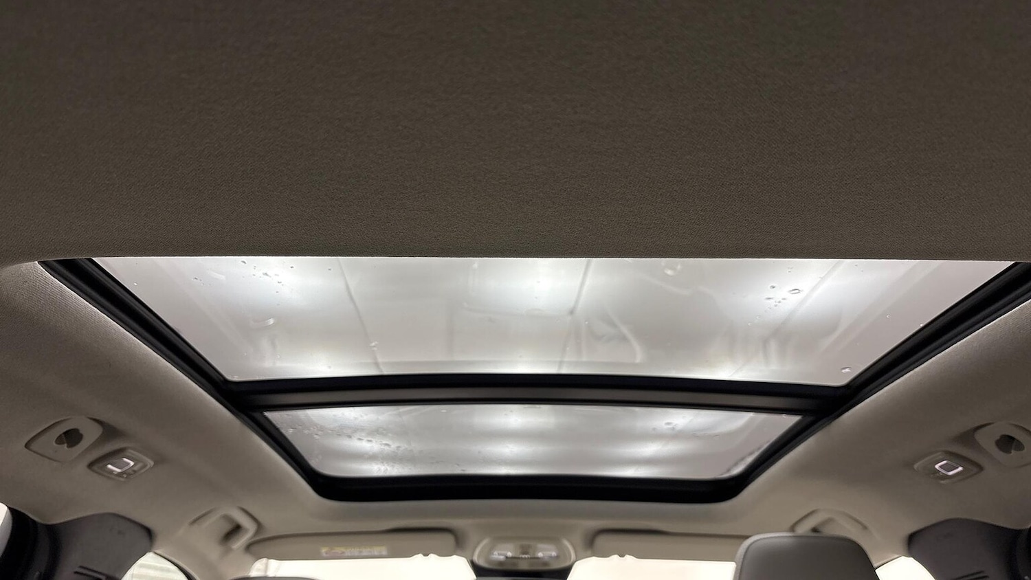 Used Volvo XC40 2024 for sale - 76637737: Photo 9