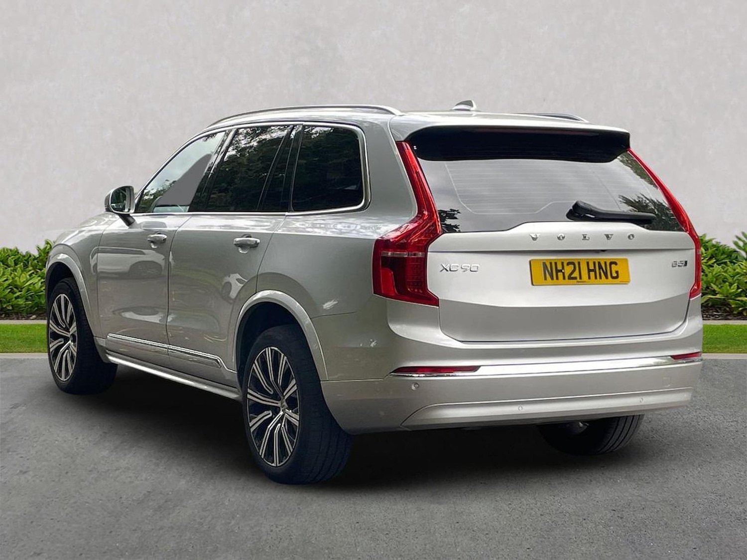 Used Volvo XC90 2021 for sale - 76127284: Photo 2