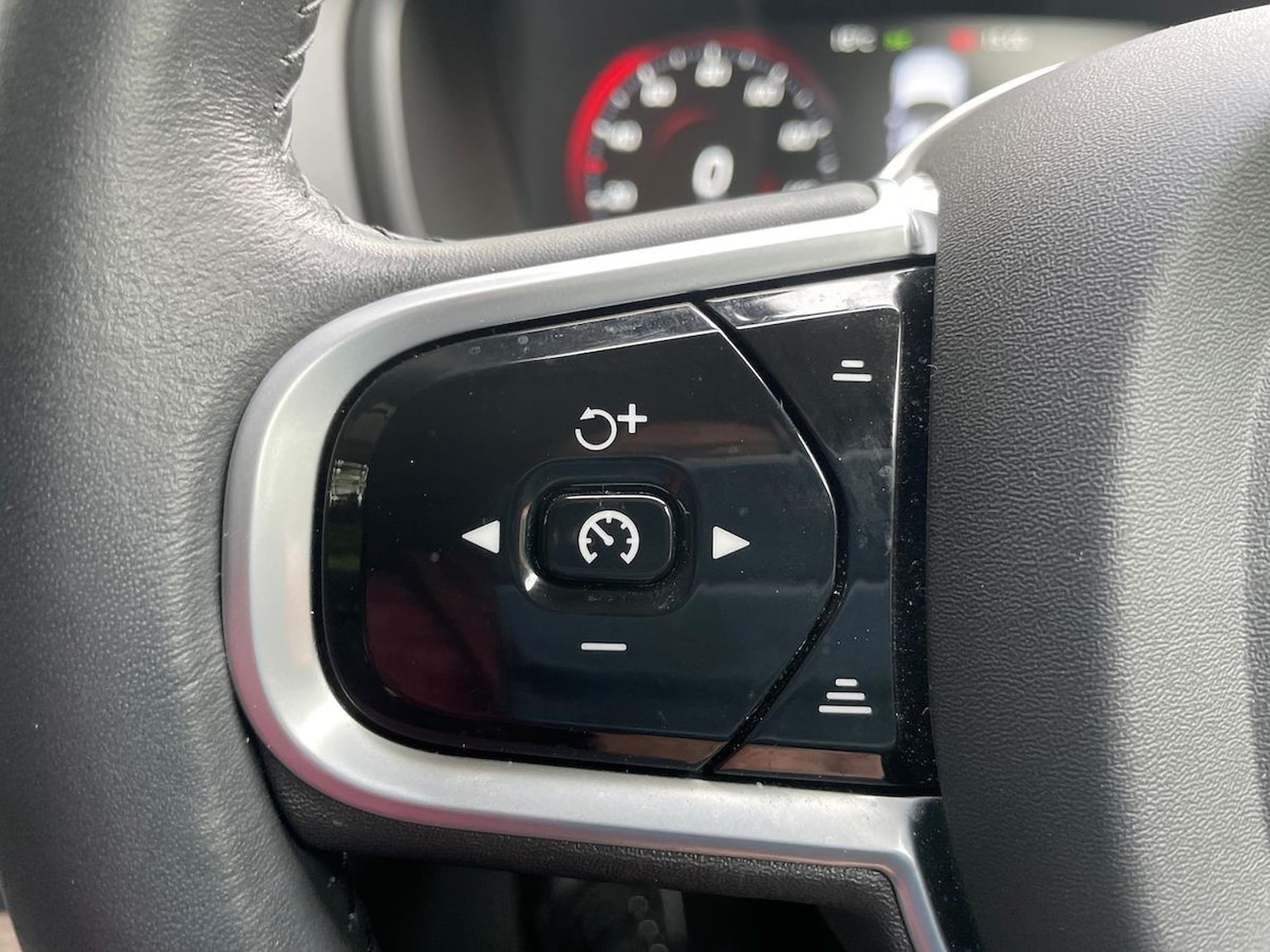 Used Volvo XC90 2021 for sale - 76127284: Photo 27