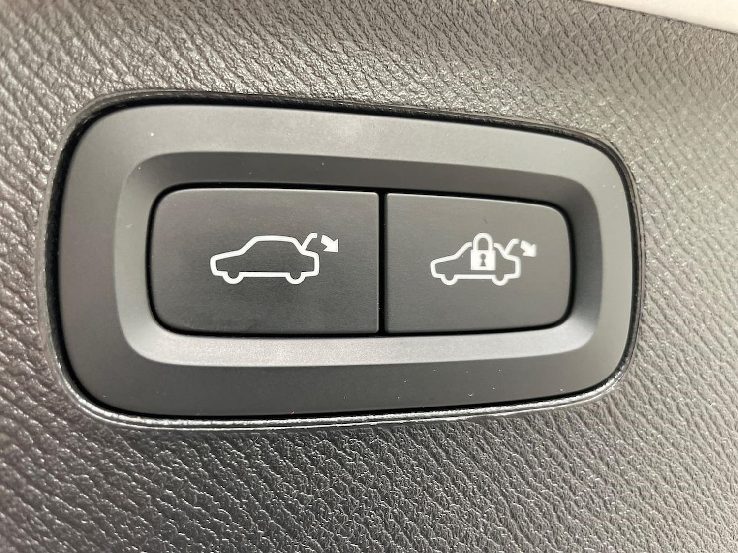 Used Volvo XC90 2021 for sale - 76127284: Photo 31