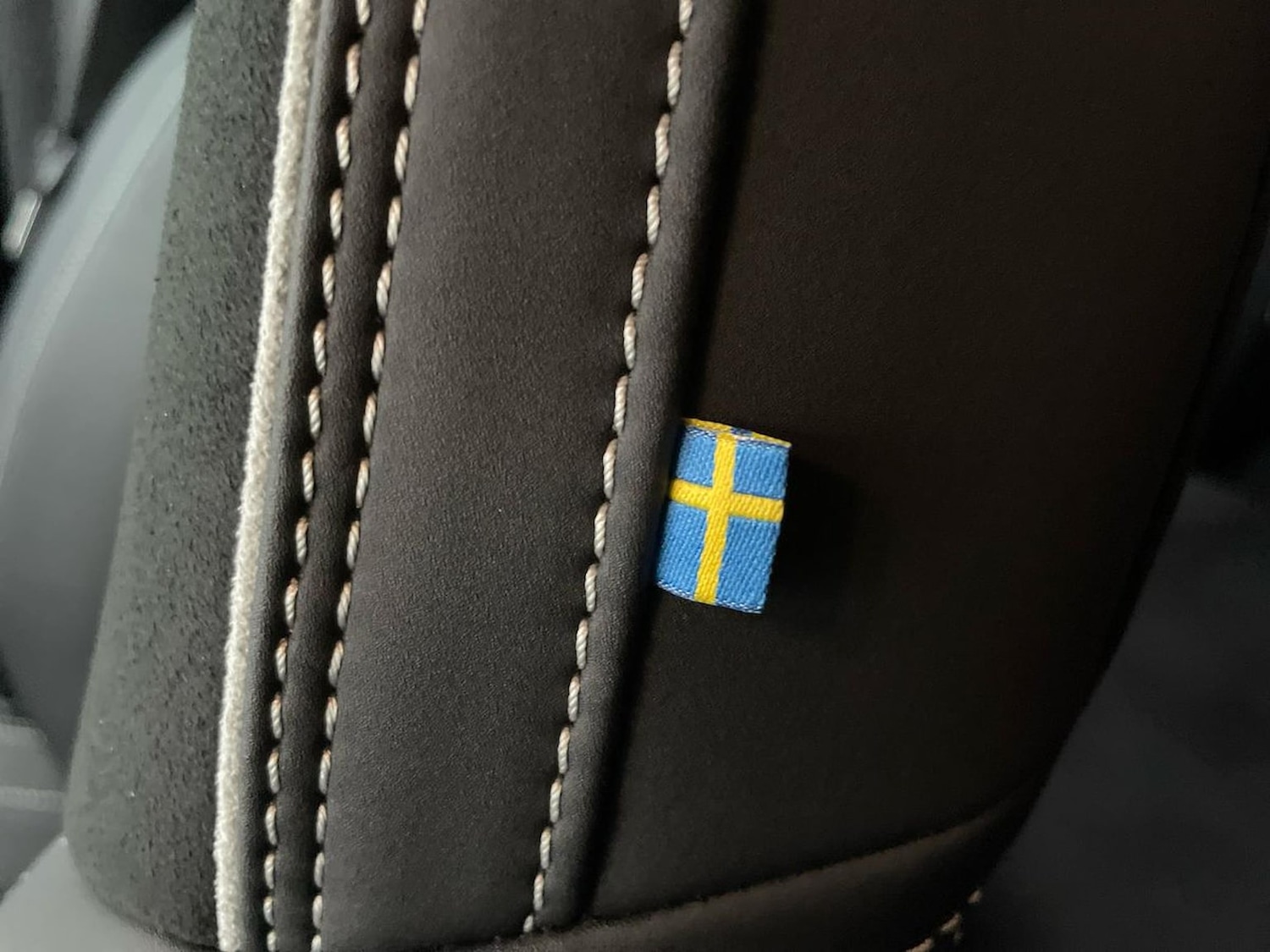 Used Volvo XC40 2025 for sale - 76490765: Photo 32