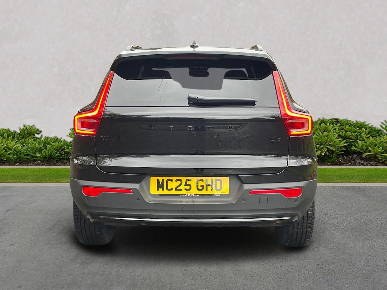 Used Volvo XC40 2025 for sale - 76490765: Photo 4