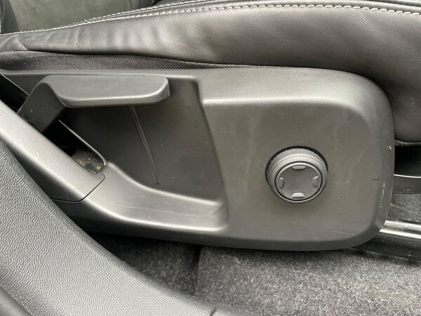 Used Volvo XC40 2021 for sale - 76257833: Photo 30