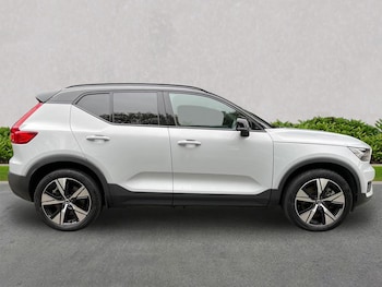 Used Volvo XC40 2021 for sale - 76257833: Photo
