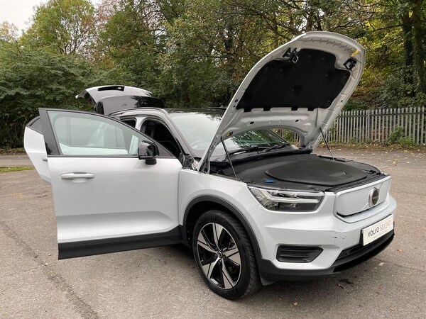 Used Volvo XC40 2021 for sale - 76257833: Photo 40