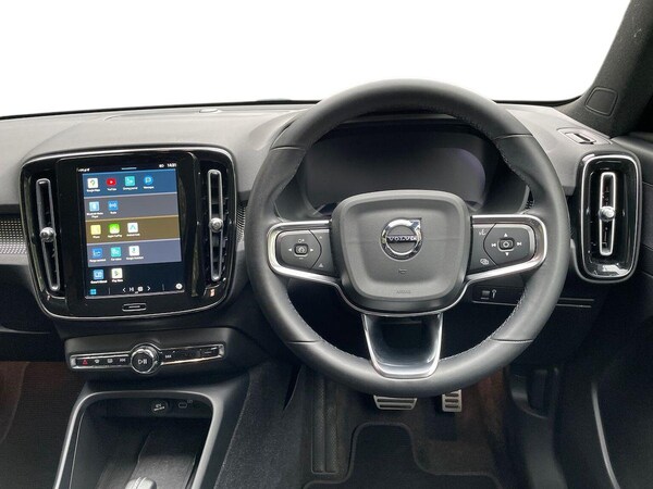 Used Volvo XC40 2021 for sale - 76257833: Photo 9