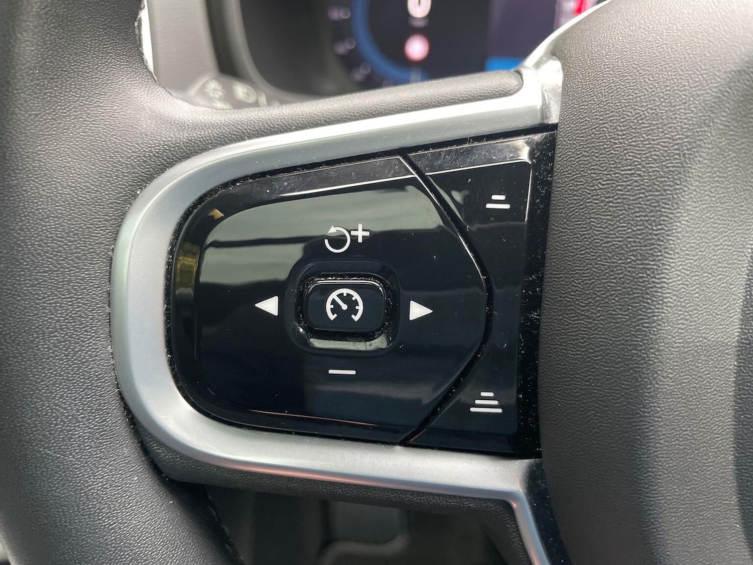 Used Volvo XC90 2022 for sale - 76655881: Photo 27