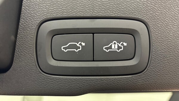 Used Volvo XC60 2022 for sale - 76293096: Photo 16