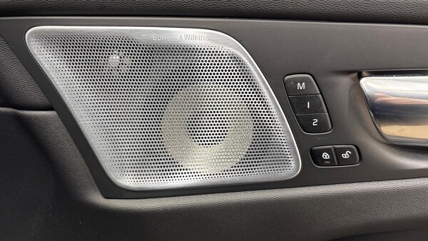 Used Volvo XC60 2022 for sale - 76293096: Photo 28