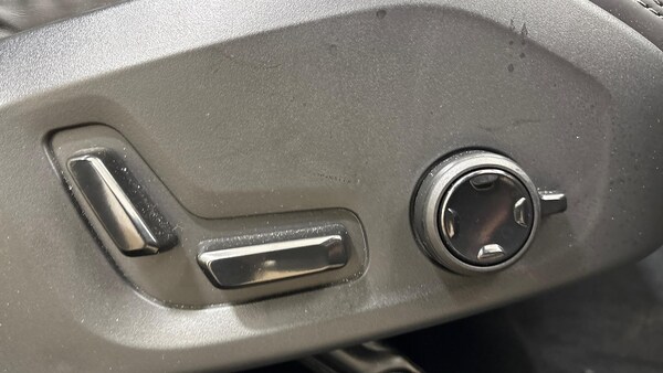 Used Volvo XC60 2022 for sale - 76293096: Photo 35