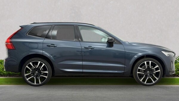 Used Volvo XC60 2022 for sale - 76293096: Photo 3