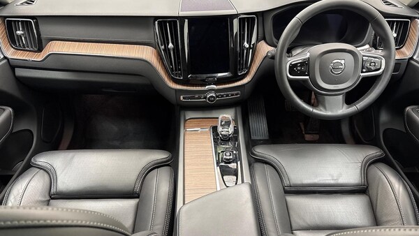 Used Volvo XC60 2022 for sale - 76293096: Photo 8