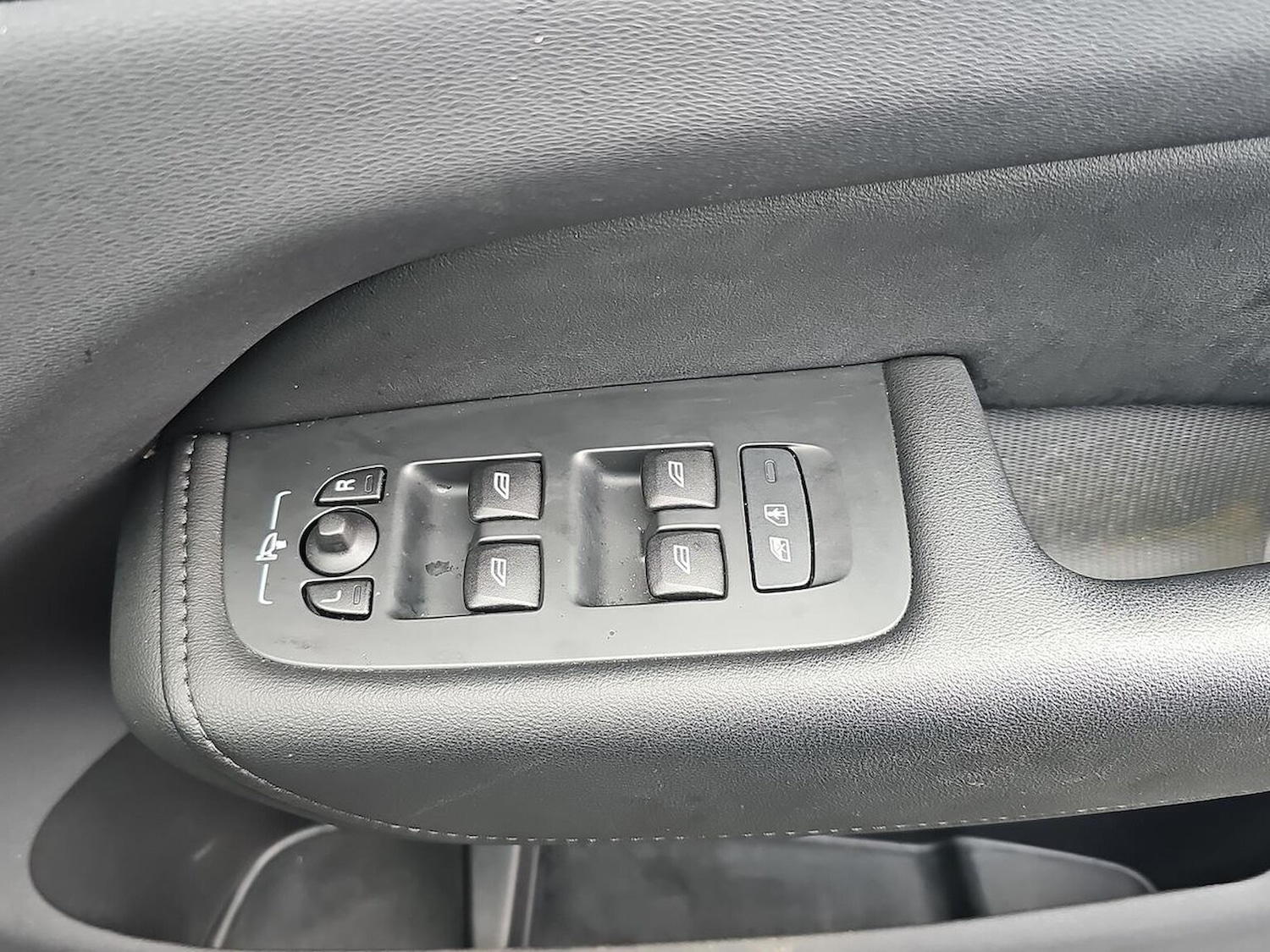 Used Volvo XC60 2022 for sale - 77707403: Photo 21