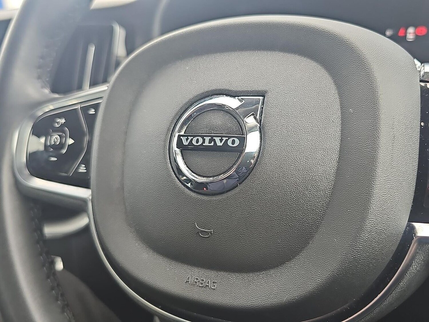 Used Volvo XC60 2022 for sale - 77707403: Photo 24