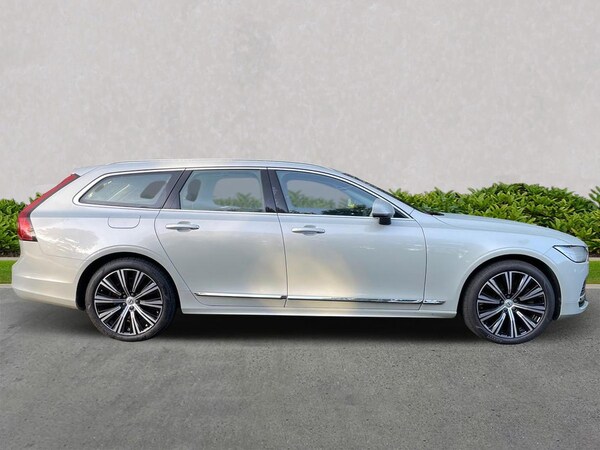Used Volvo V90 2022 for sale - 76101419: Photo 3