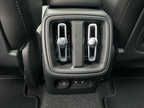 Used Volvo XC40 2022 for sale - 76264364: Photo 22