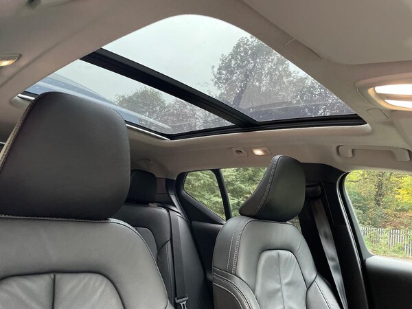 Used Volvo XC40 2022 for sale - 76264364: Photo 32