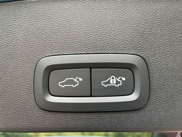 Used Volvo XC40 2022 for sale - 76264364: Photo 42