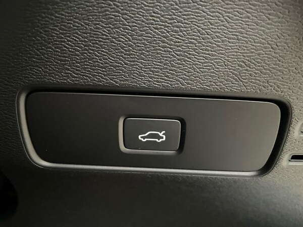 Used Volvo XC40 2022 for sale - 76264364: Photo 43