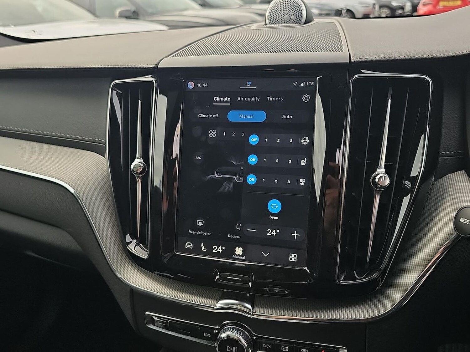 Used Volvo XC60 2025 for sale - 78191377: Photo 26