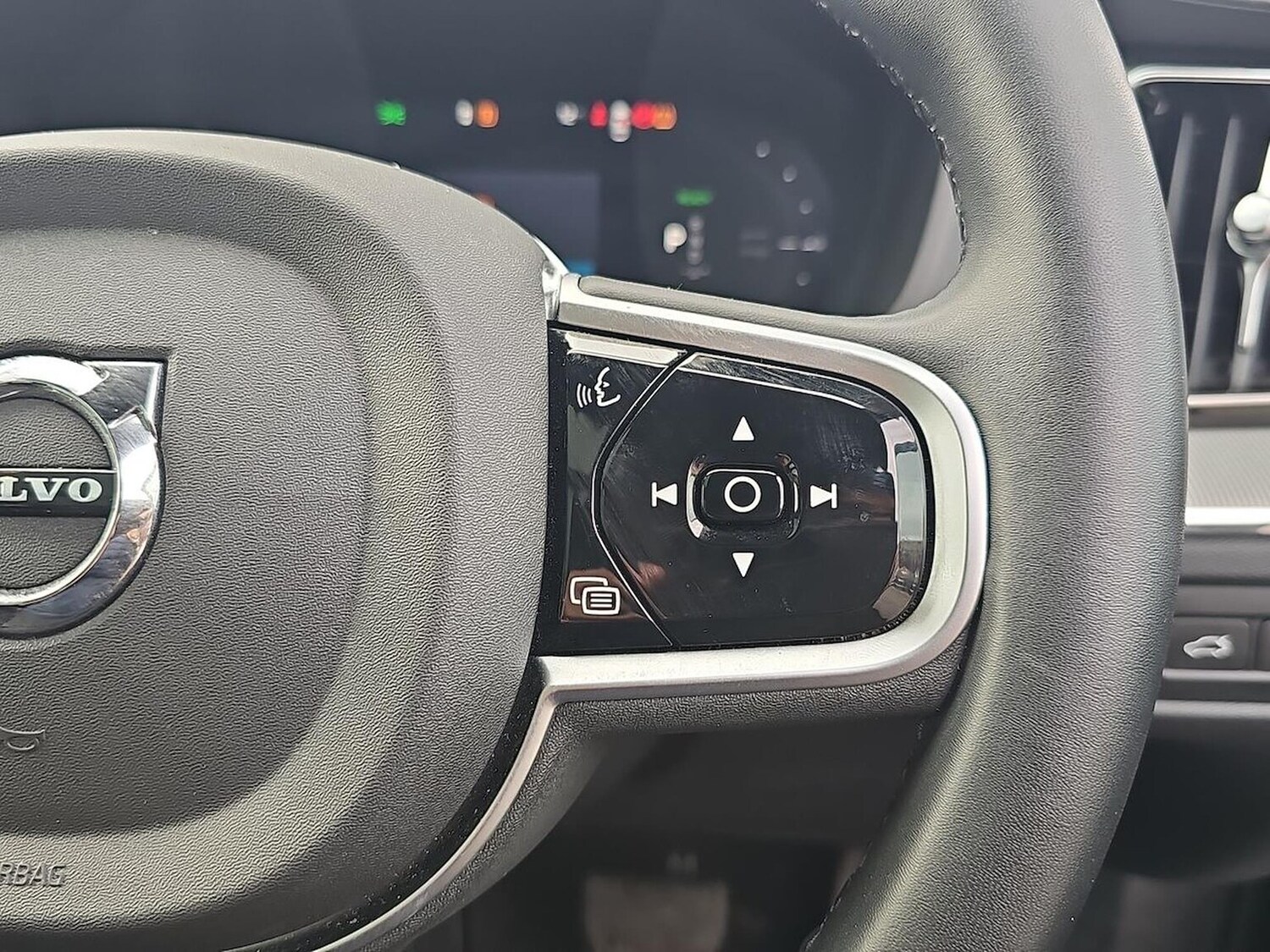 Used Volvo XC60 2025 for sale - 78191377: Photo 27