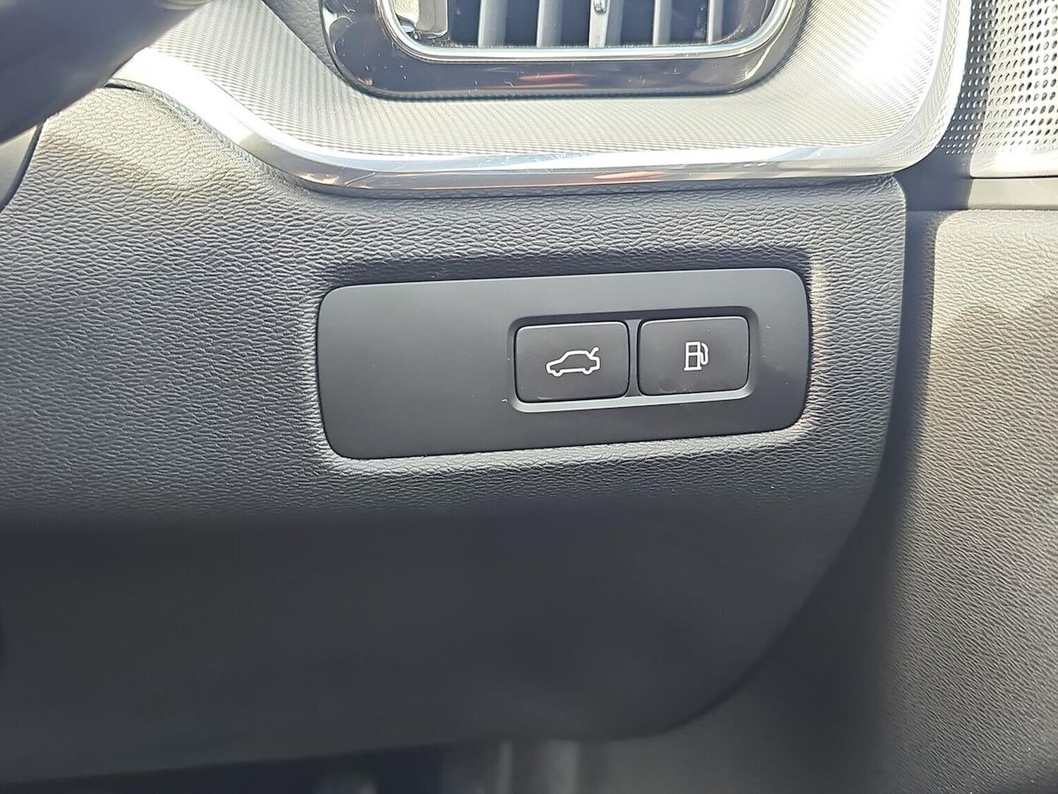 Used Volvo XC60 2025 for sale - 78191377: Photo 44