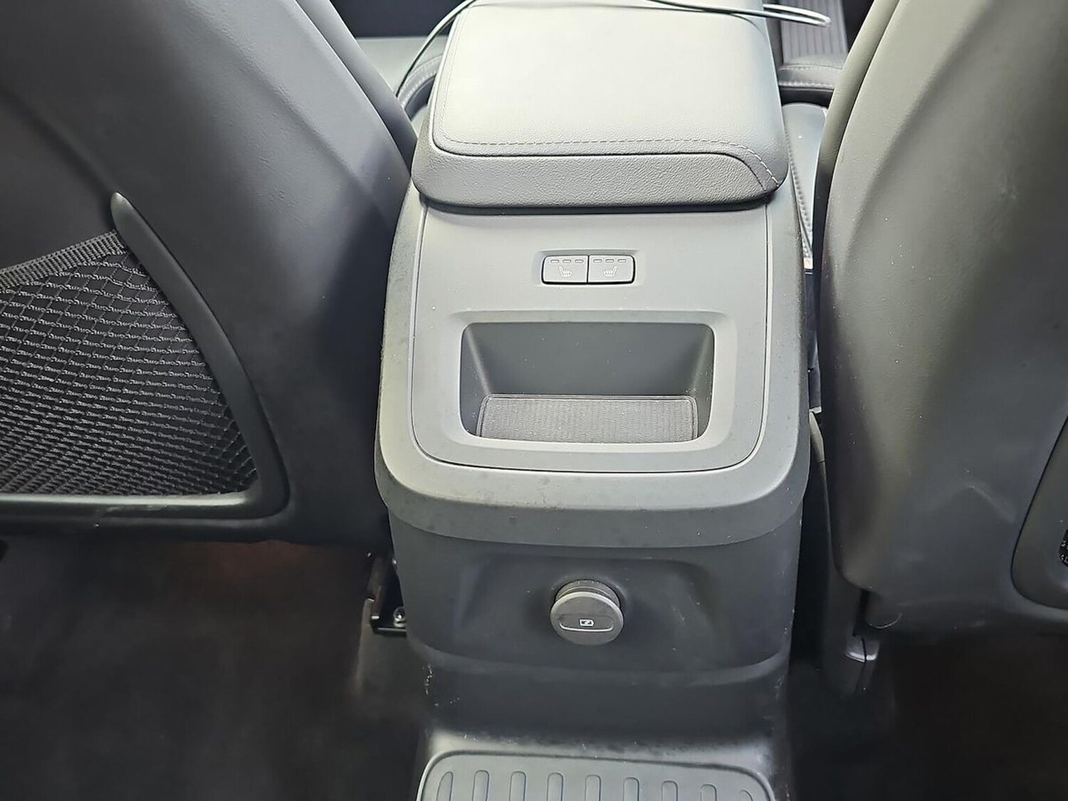 Used Volvo XC60 2025 for sale - 78191377: Photo 48