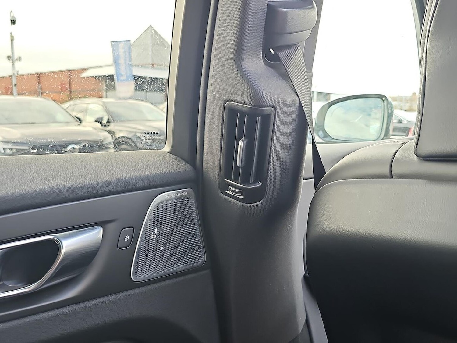 Used Volvo XC60 2025 for sale - 78191377: Photo 49