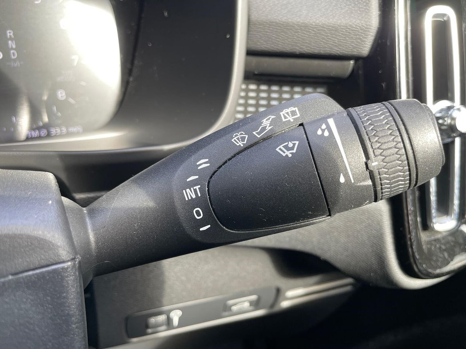 Used Volvo XC40 2022 for sale - 76830703: Photo 28