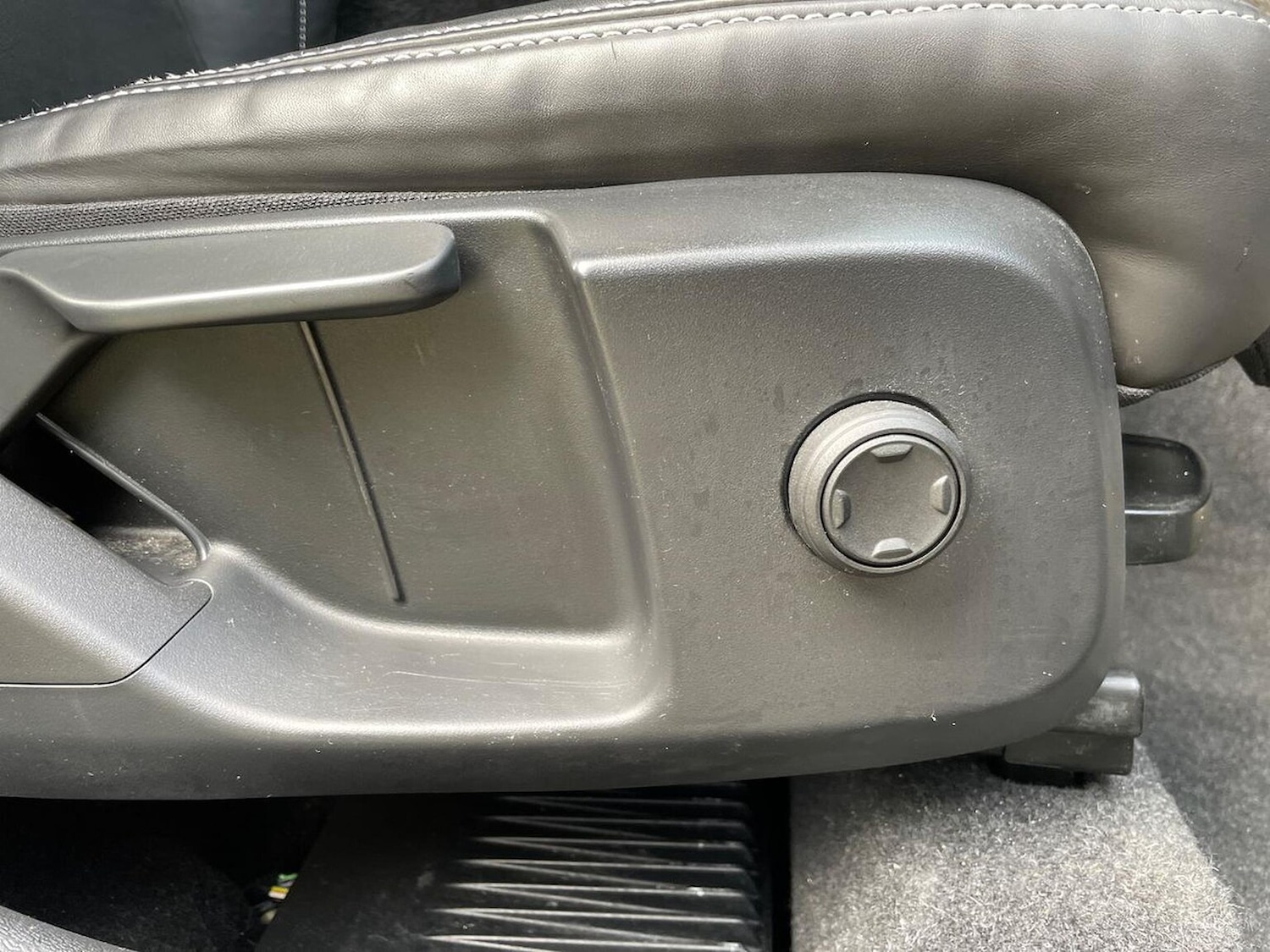 Used Volvo XC40 2022 for sale - 76830703: Photo 30