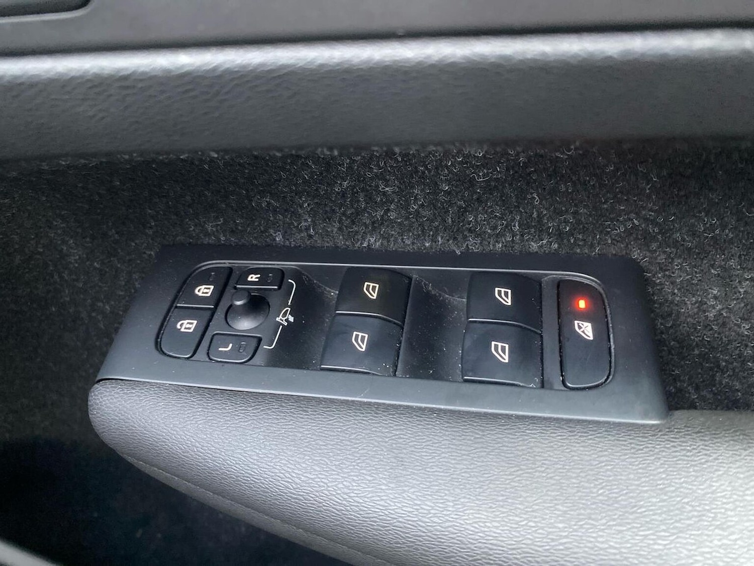 Used Volvo XC40 2019 for sale - 76941822: Photo 21