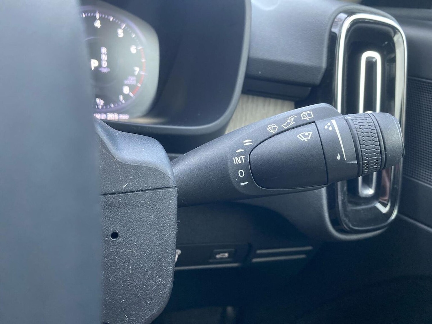 Used Volvo XC40 2019 for sale - 76941822: Photo 29