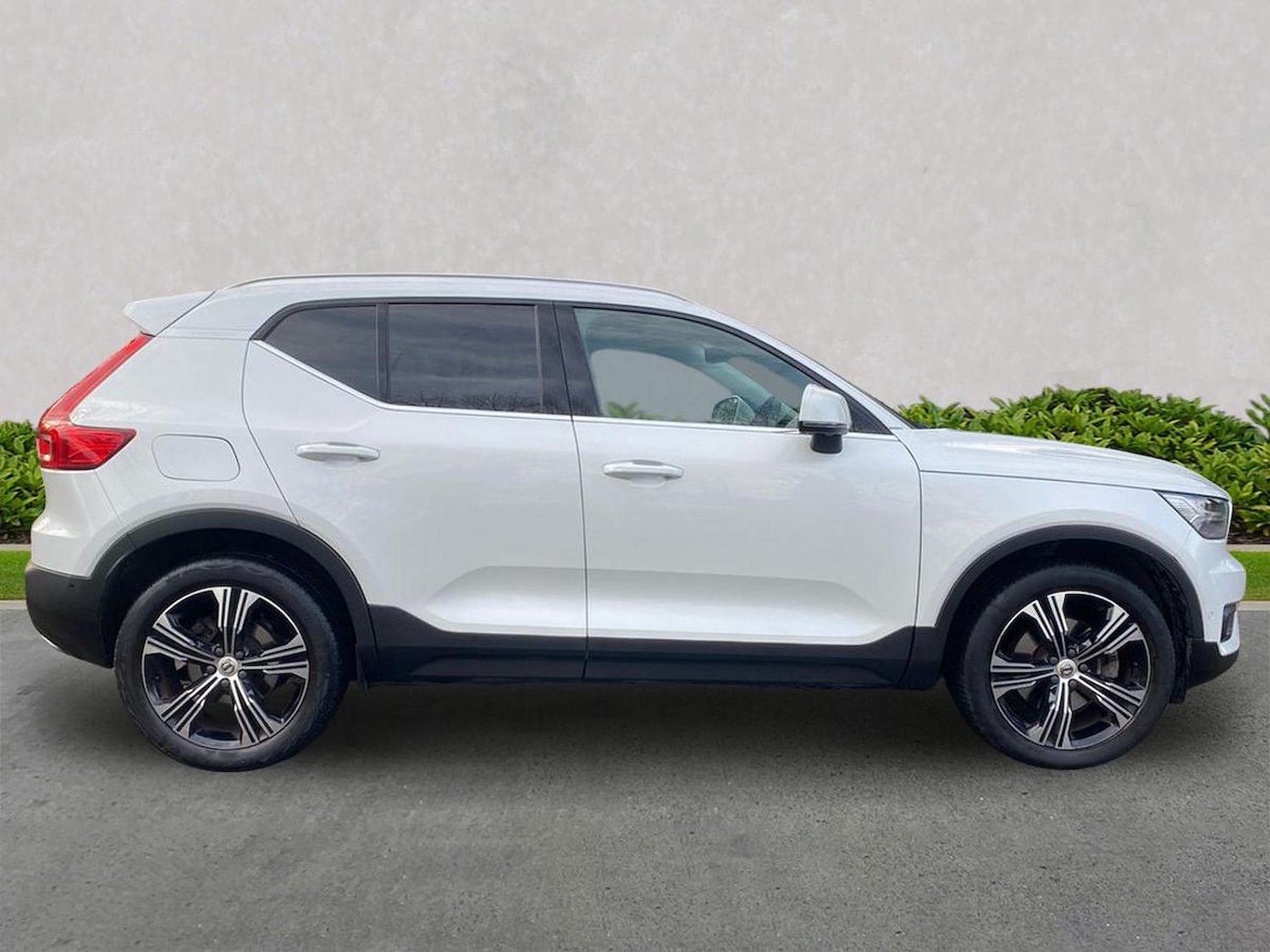 Used Volvo XC40 2019 for sale - 76941822: Photo 3