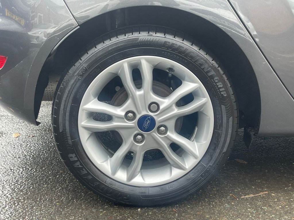 Used Ford Fiesta 2017 for sale - 76604790: Photo 40