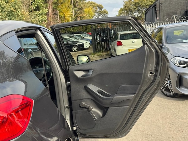 Used Ford Fiesta 2019 for sale - 76333690: Photo 46