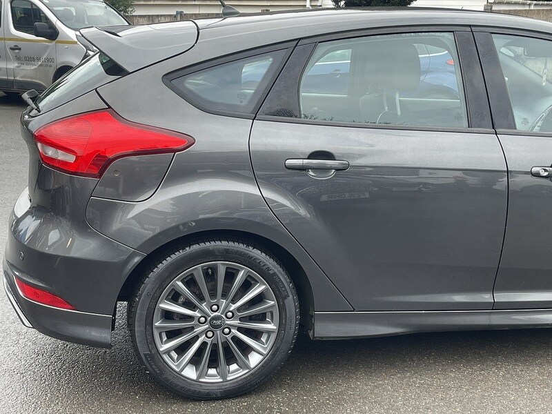 Used Ford Focus for sale - 77501080: Photo 16