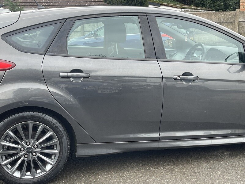 Used Ford Focus for sale - 77501080: Photo 17