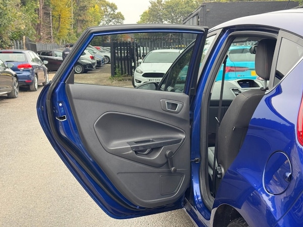 Used Ford Fiesta 2017 for sale - 76267399: Photo 27