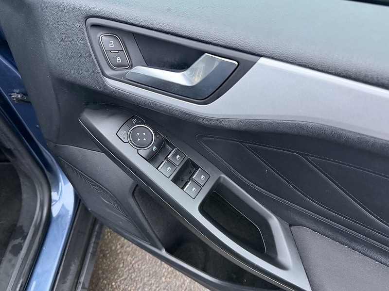 Used Ford Focus 2020 for sale - 77700799: Photo 51