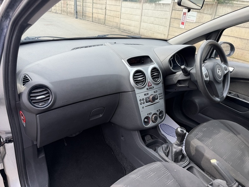 Used Vauxhall Corsa 2012 for sale - 77980795: Photo 38