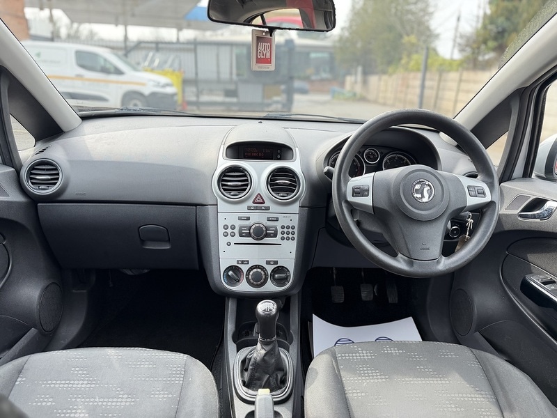 Used Vauxhall Corsa 2012 for sale - 77980795: Photo 9