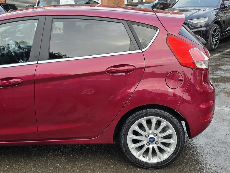 Used Ford Fiesta 2014 for sale - 77915305: Photo 21