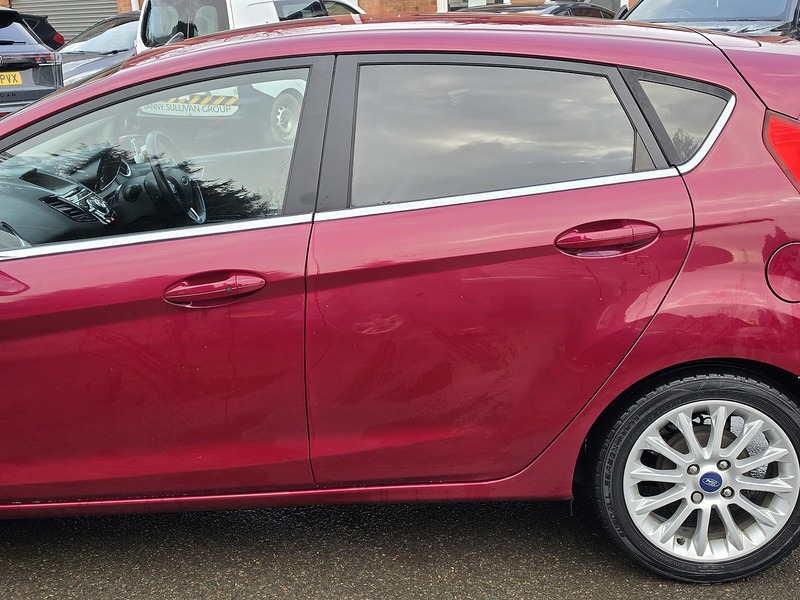 Used Ford Fiesta 2014 for sale - 77915305: Photo 24