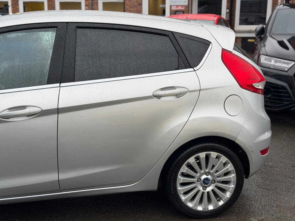 Used Ford Fiesta 2009 for sale - 76986271: Photo 11