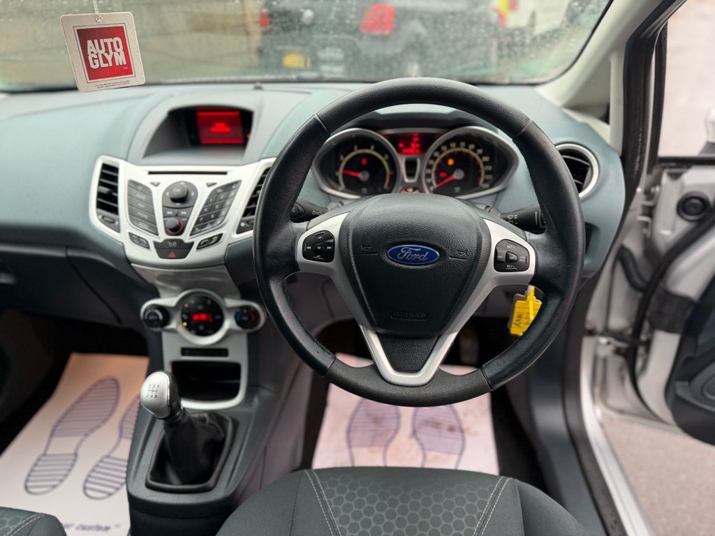 Used Ford Fiesta 2009 for sale - 76986271: Photo 2