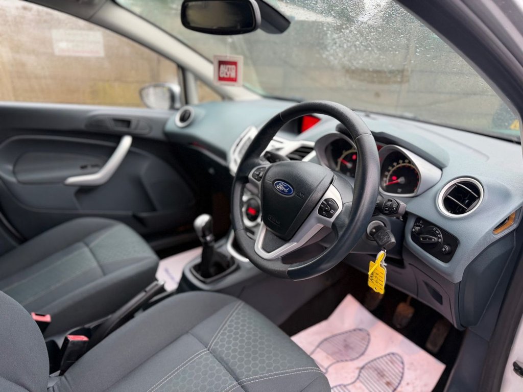 Used Ford Fiesta 2009 for sale - 76986271: Photo 24