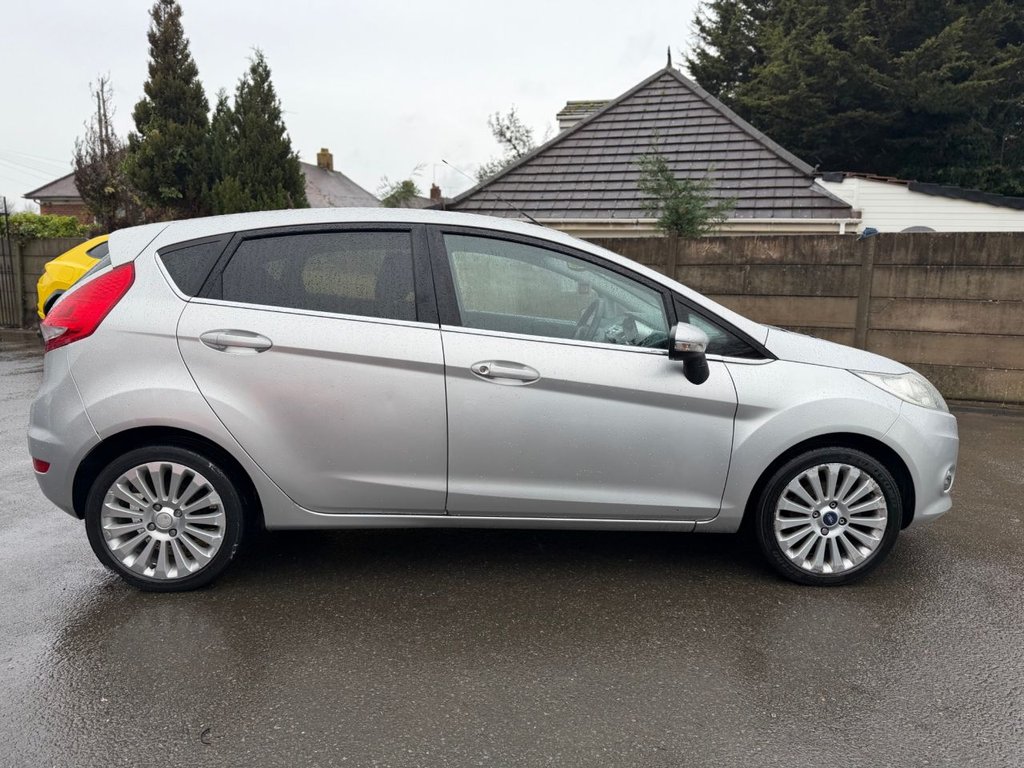 Used Ford Fiesta 2009 for sale - 76986271: Photo 6