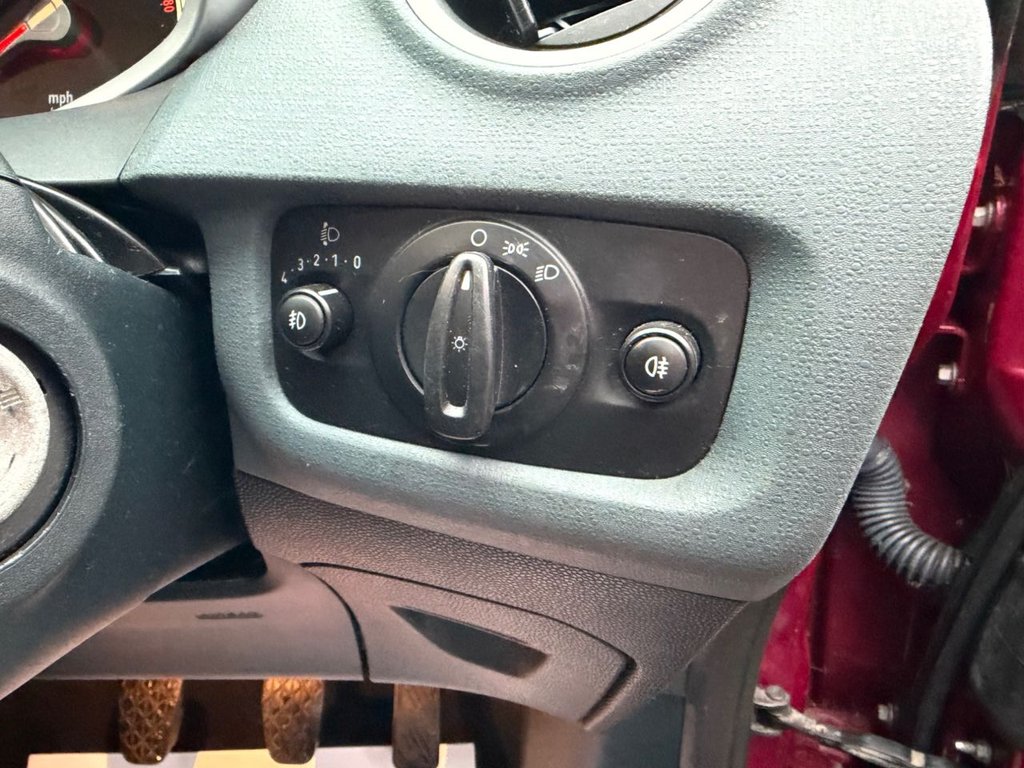 Used Ford Fiesta 2010 for sale - 77007691: Photo 21