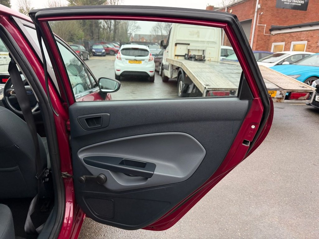 Used Ford Fiesta 2010 for sale - 77007691: Photo 31