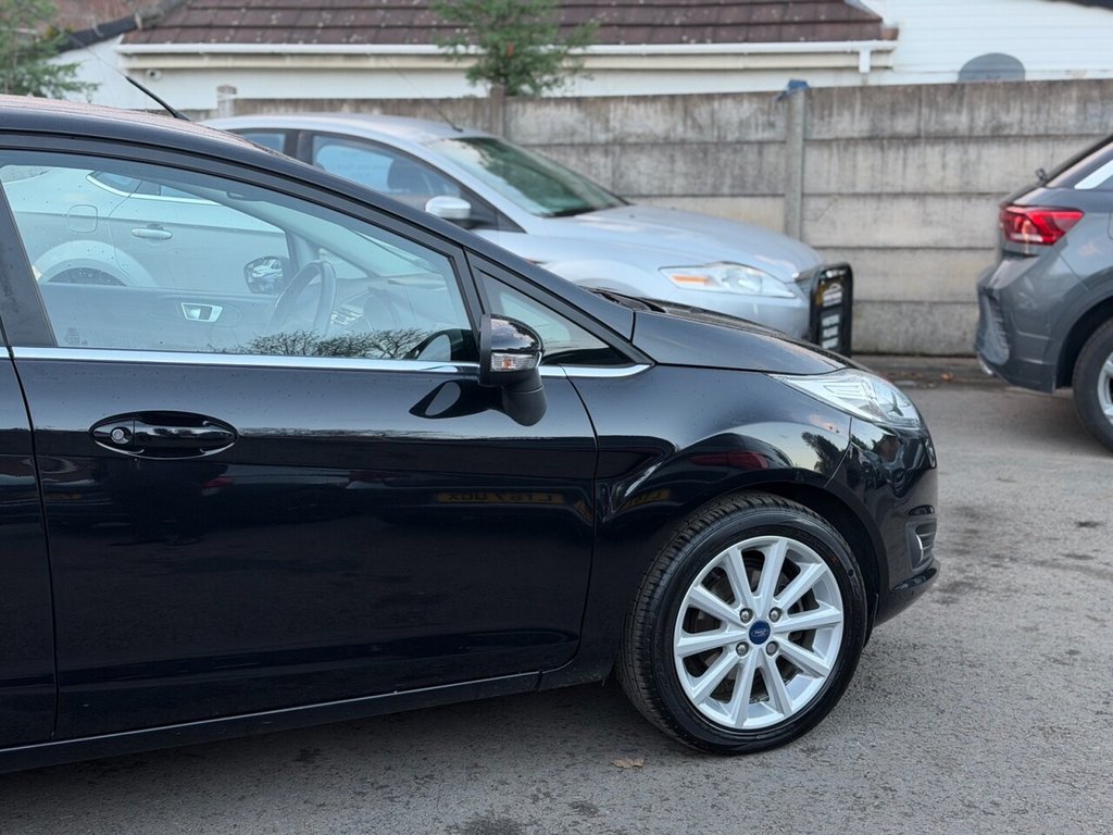 Used Ford Fiesta 2017 for sale - 76631651: Photo 11